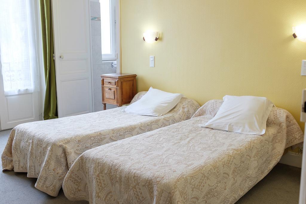Hôtel Castel Regina à Châtel-Guyon Chambre photo