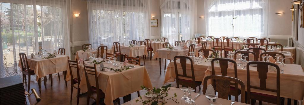 Hôtel Castel Regina à Châtel-Guyon Extérieur photo