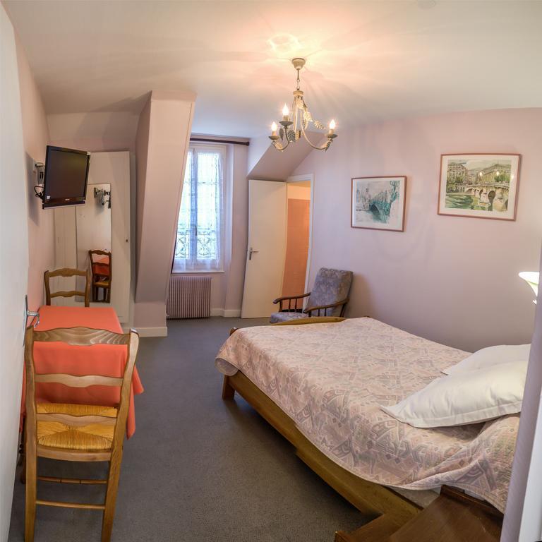Hôtel Castel Regina à Châtel-Guyon Chambre photo
